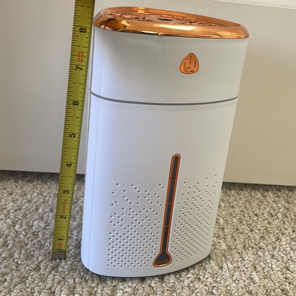 Bedside Humidifier/Aromatherapy Diffuser - Picture 5 of 9